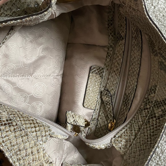 Michael Kors Python Fulton - Picture 4 of 7